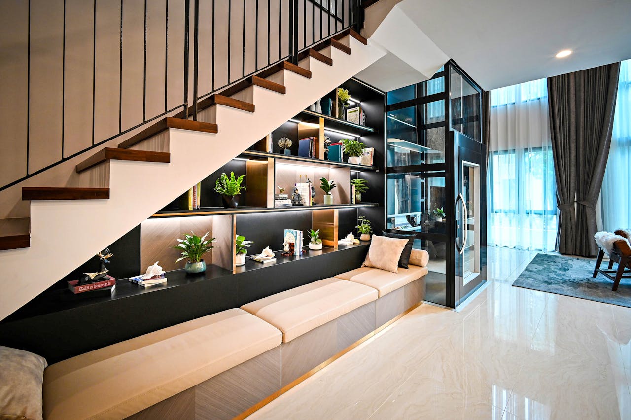 Staircase Decor Design Ideas